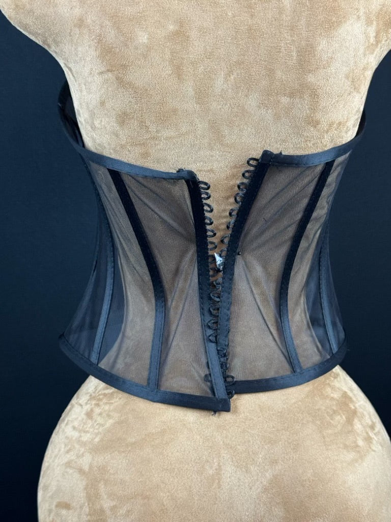 Corset de couture – Prêt à l’emploi