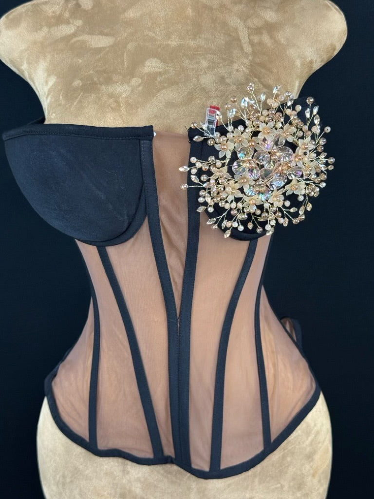 Corset de couture – Prêt à l’emploi