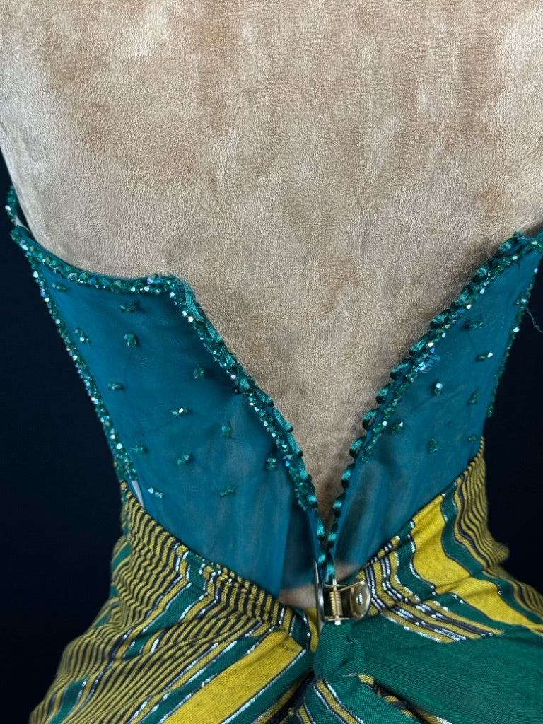 Corset de couture  – Prêt à l’emploi