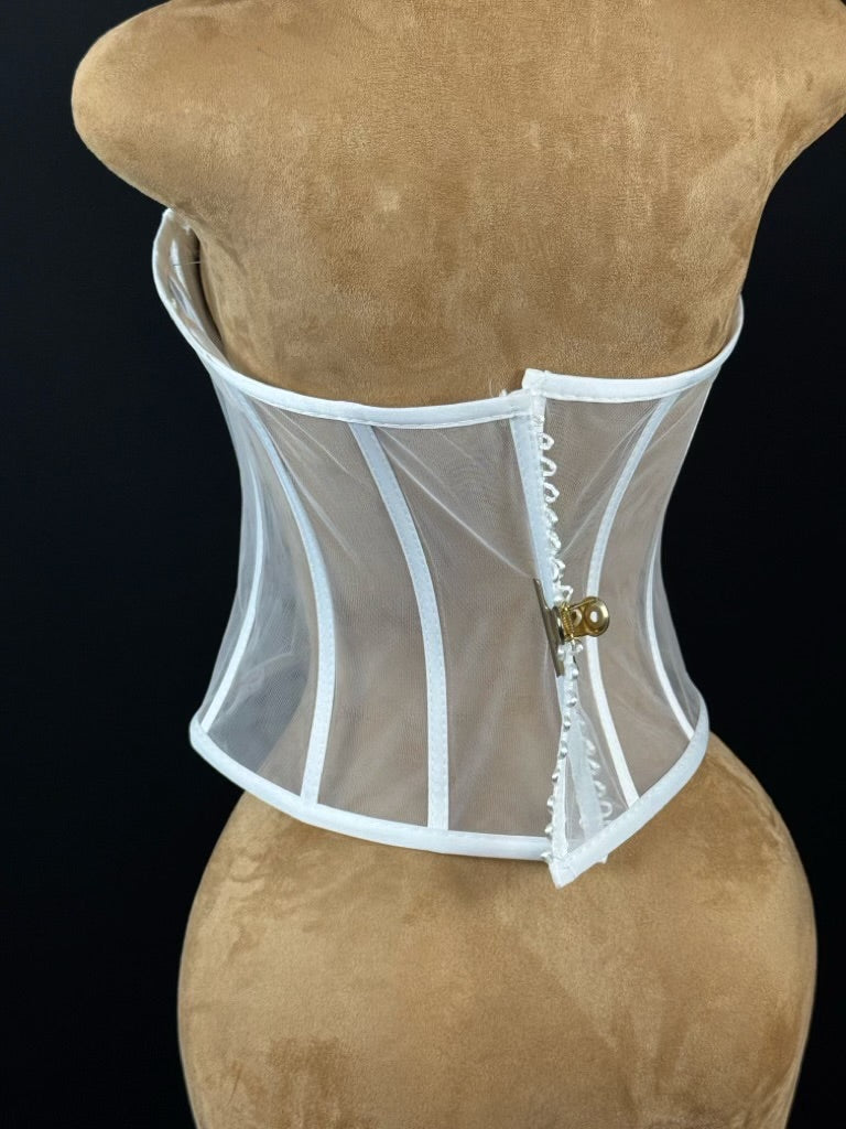 Corset de couture  – Prêt à l’emploi