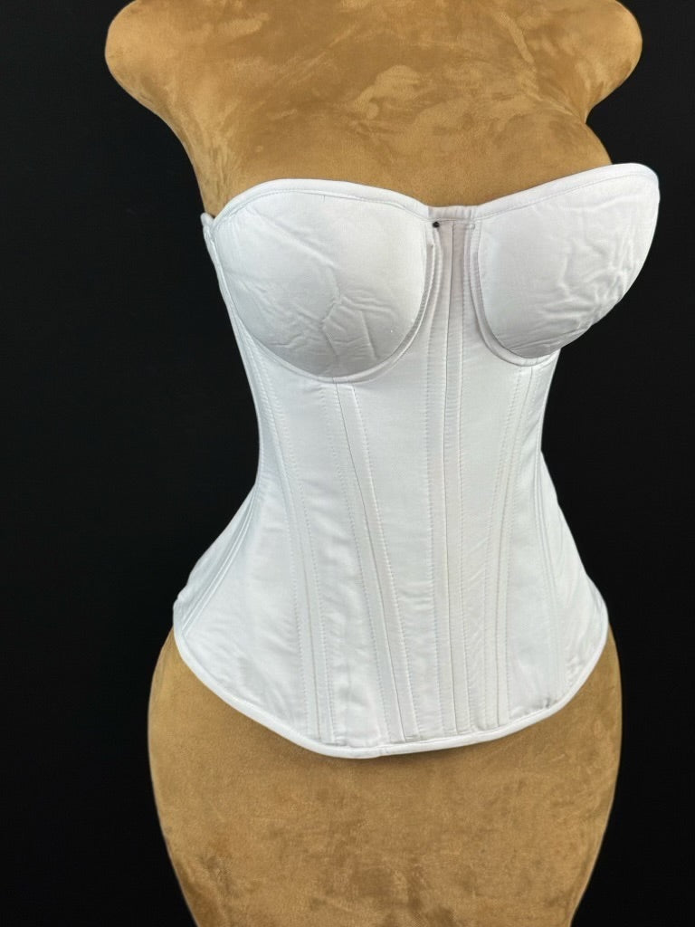 Corset de couture  – Prêt à l’emploi