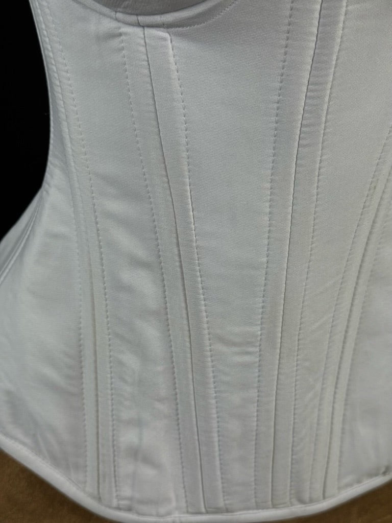 Corset de couture  – Prêt à l’emploi