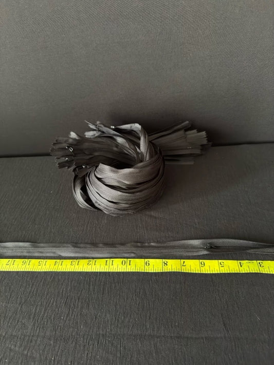 Fermeture invisible noir 63cm